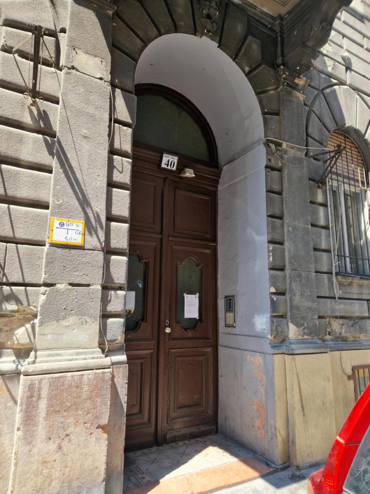 Peaceful Tribe Residence Budapest Ngoại thất bức ảnh