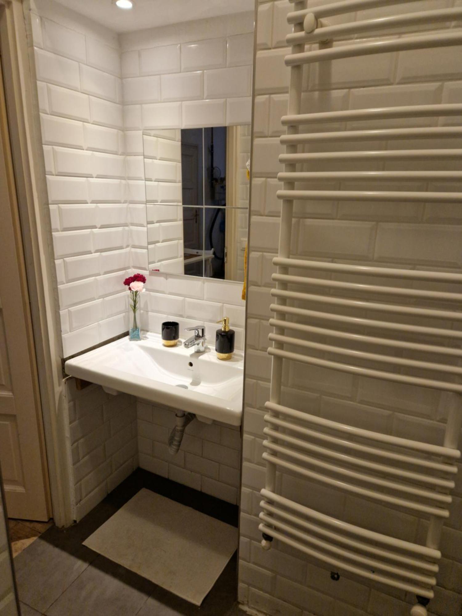 Peaceful Tribe Residence Budapest Ngoại thất bức ảnh