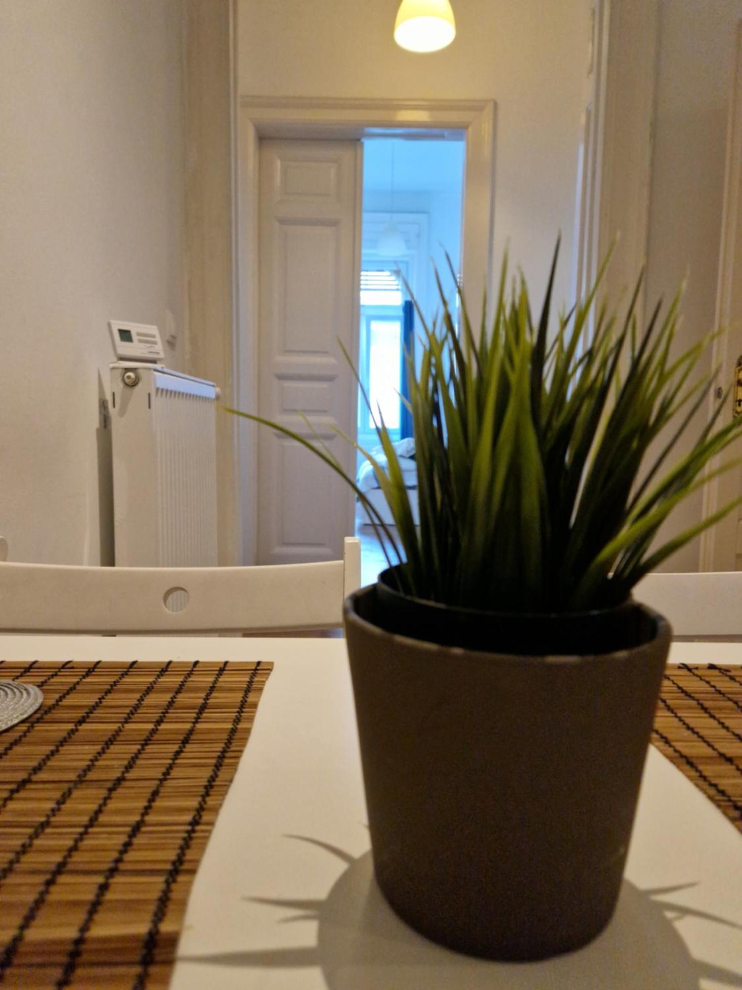 Peaceful Tribe Residence Budapest Ngoại thất bức ảnh